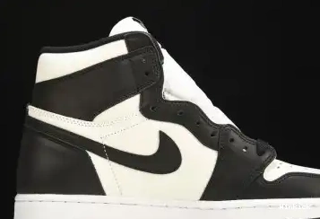 White AIR Black Retro High BQ4422-001 85 NIKE JORDAN 1 0331